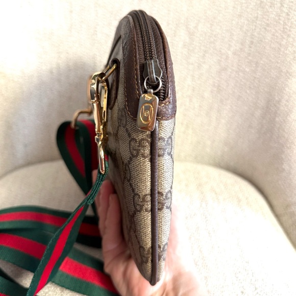 Authentic Gucci crossbody bag brown monogram coated canvas - Picture 10 of 16